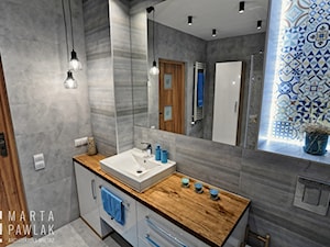 Dom jednorodzinny Pruchna - realizacja - Średnia bez okna z punktowym oświetleniem łazienka, styl skandynawski - zdjęcie od MARTA PAWLAK ARCHITEKTURA WNĘTRZ
