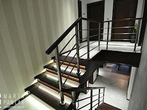 Dom Jednorodzinny Wisła - realizacja - Schody dwubiegowe drewniane, styl industrialny - zdjęcie od MARTA PAWLAK ARCHITEKTURA WNĘTRZ