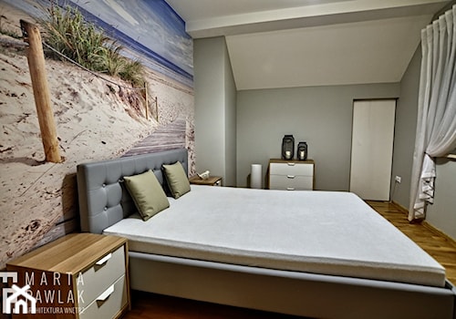 Dom jednorodzinny Pierściec - realizacja - Średnia szara sypialnia na poddaszu, styl tradycyjny - zdjęcie od MARTA PAWLAK ARCHITEKTURA WNĘTRZ