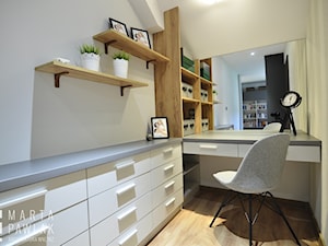 Dom Jednorodzinny Wisła - realizacja - Mała biała z biurkiem sypialnia, styl industrialny - zdjęcie od MARTA PAWLAK ARCHITEKTURA WNĘTRZ