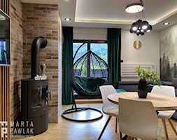 Apartament Wisła Czarne - Mała brązowa szara jadalnia w salonie, styl industrialny - zdjęcie od MARTA PAWLAK ARCHITEKTURA WNĘTRZ - Homebook
