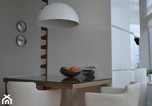 Jana Pawła - Mała szara jadalnia jako osobne pomieszczenie, styl nowoczesny - zdjęcie od Barbara Pilarska