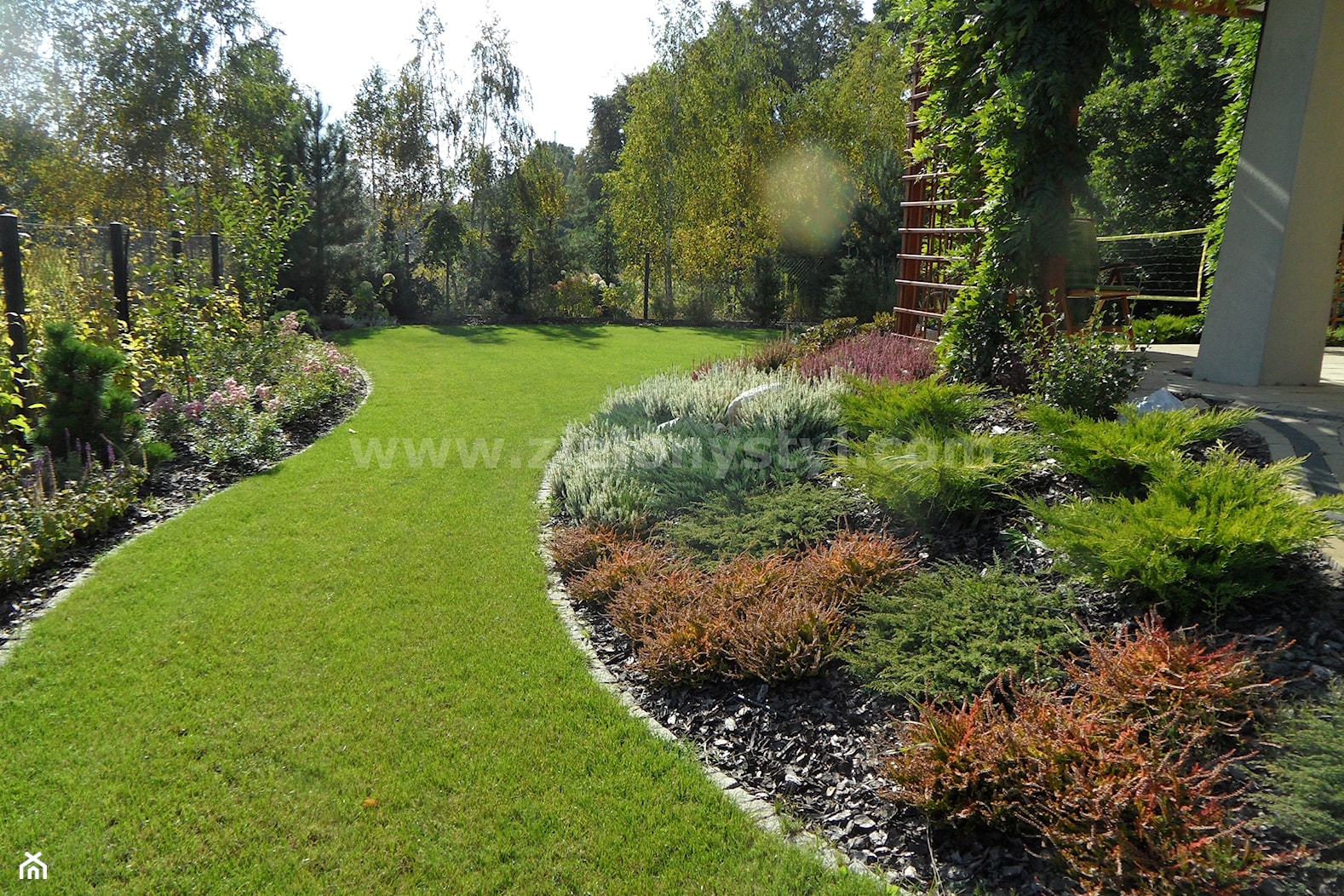 Ogród - zdjęcie od Zielony Styl -Projektowanie, realizacja ogrodów i tarasów - Homebook