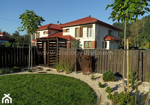 Rabata żwirowa w ogrodzie - zdjęcie od Zielony Styl -Projektowanie, realizacja ogrodów i tarasów