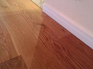 Drewno na podłodze - zdjęcie od pavloczka