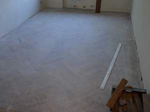 Podłoga w sypialni przed renowacją - zdjęcie od Jakub Górski