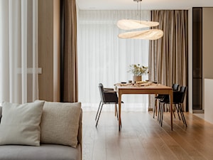 Dom 2+2 w ciepłym minimalizmie | Skierniewice - realizacja - Jadalnia, styl nowoczesny - zdjęcie od NORMY