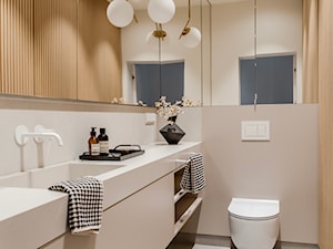 Dom 2+2 w ciepłym minimalizmie | Skierniewice - realizacja - Łazienka, styl minimalistyczny - zdjęcie od NORMY