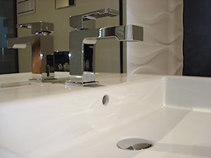 Łazienka na biało - Łazienka, styl nowoczesny - zdjęcie od deSIGNum studio kreacji