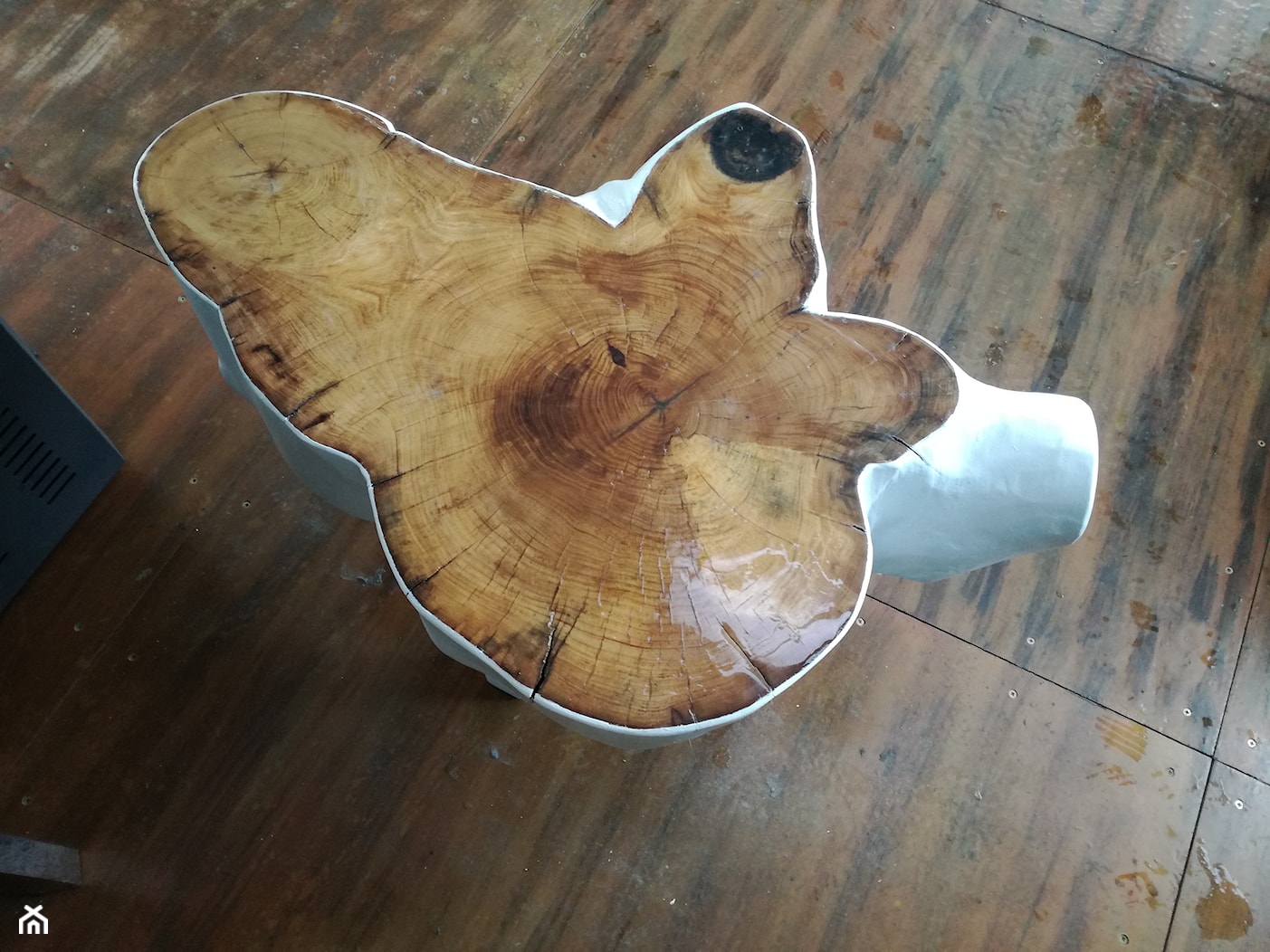 Nowoczesny stolik kawowy - zdjęcie od Kamienie naturalne Chrobak - Homebook
