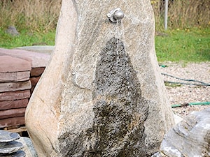 Fontanna z kamienia polnego - zdjęcie od Kamienie naturalne Chrobak