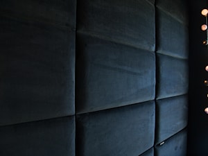 BLACK & WHITE / 47m2 - Sypialnia, styl minimalistyczny - zdjęcie od HOMO DECO Katarzyna Maciejewska