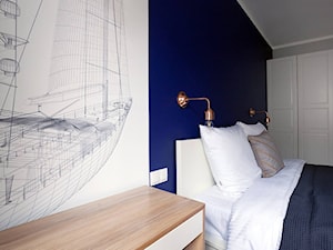 | AKWAMARYNA NA STARÓWCE | - Średnia niebieska szara sypialnia, styl vintage - zdjęcie od URZĄDZARNIA Marta Lebiedzińska