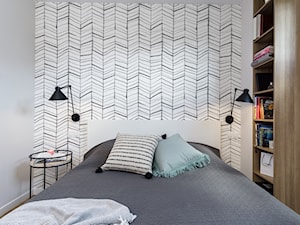 | HARMONIJNY MELANŻ | - Mała szara sypialnia, styl nowoczesny - zdjęcie od URZĄDZARNIA Marta Lebiedzińska