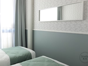 Apartament 01 - Mała szara sypialnia, styl glamour - zdjęcie od Studio R35