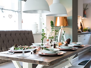 #choinka - Średnia biała szara jadalnia jako osobne pomieszczenie - zdjęcie od Maryla Fossen