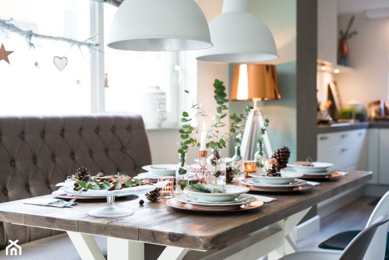 #choinka - Średnia biała szara jadalnia jako osobne pomieszczenie - zdjęcie od Maryla Fossen - Homebook