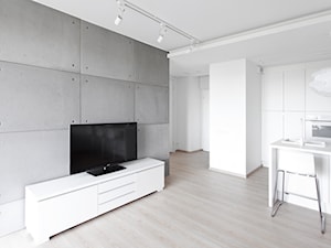 studio 12 - Mały biały salon z kuchnią z jadalnią, styl nowoczesny - zdjęcie od extravaganza | wiesia warszawska