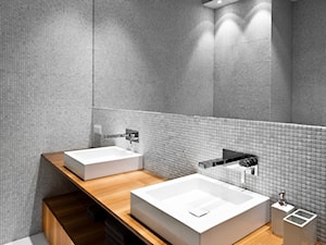 sea 11 - Średnia bez okna z dwoma umywalkami łazienka, styl nowoczesny - zdjęcie od extravaganza | wiesia warszawska