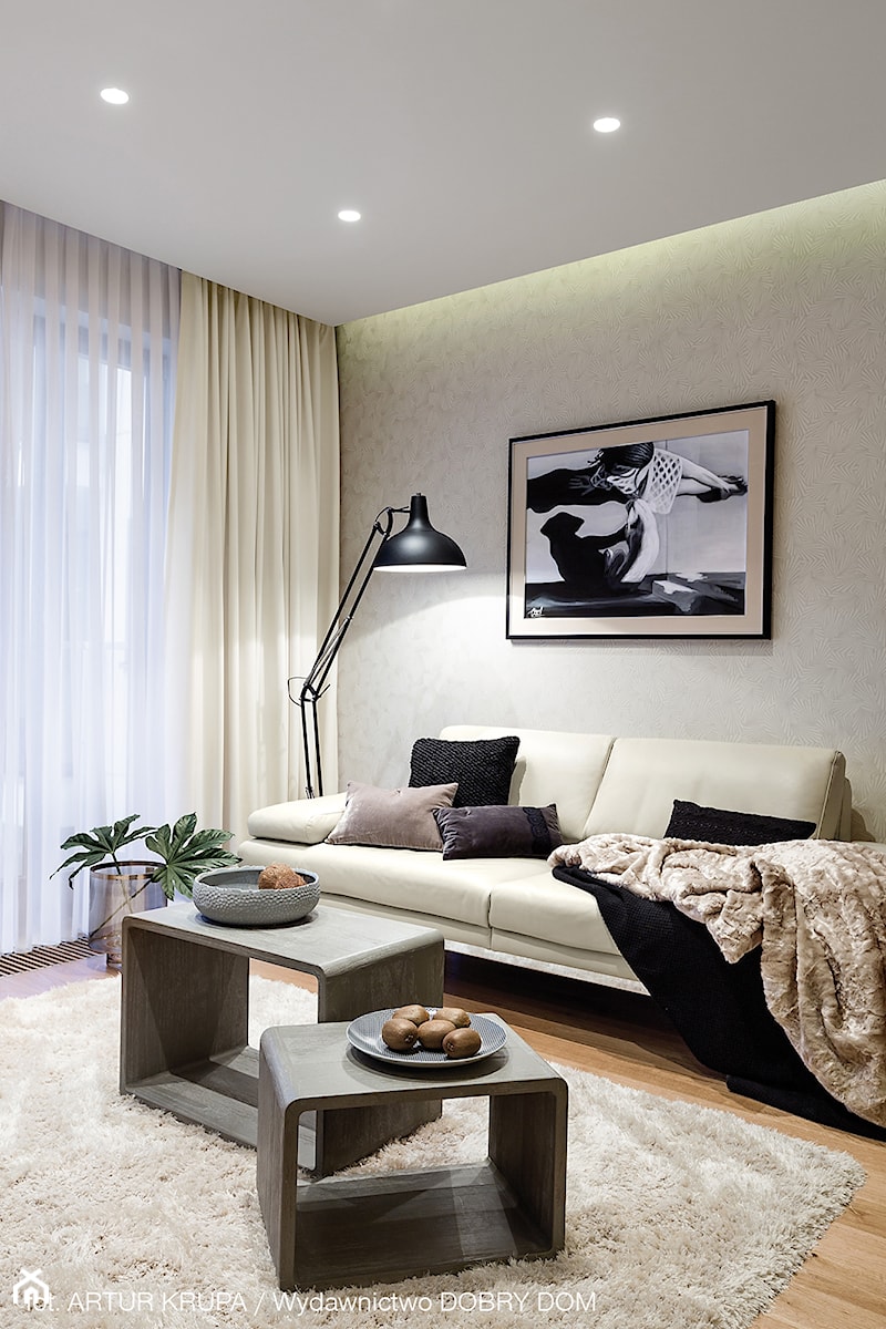 EKO PARK - Mały beżowy salon, styl tradycyjny - zdjęcie od Ewelina Mąkosa - Interiors Creation
