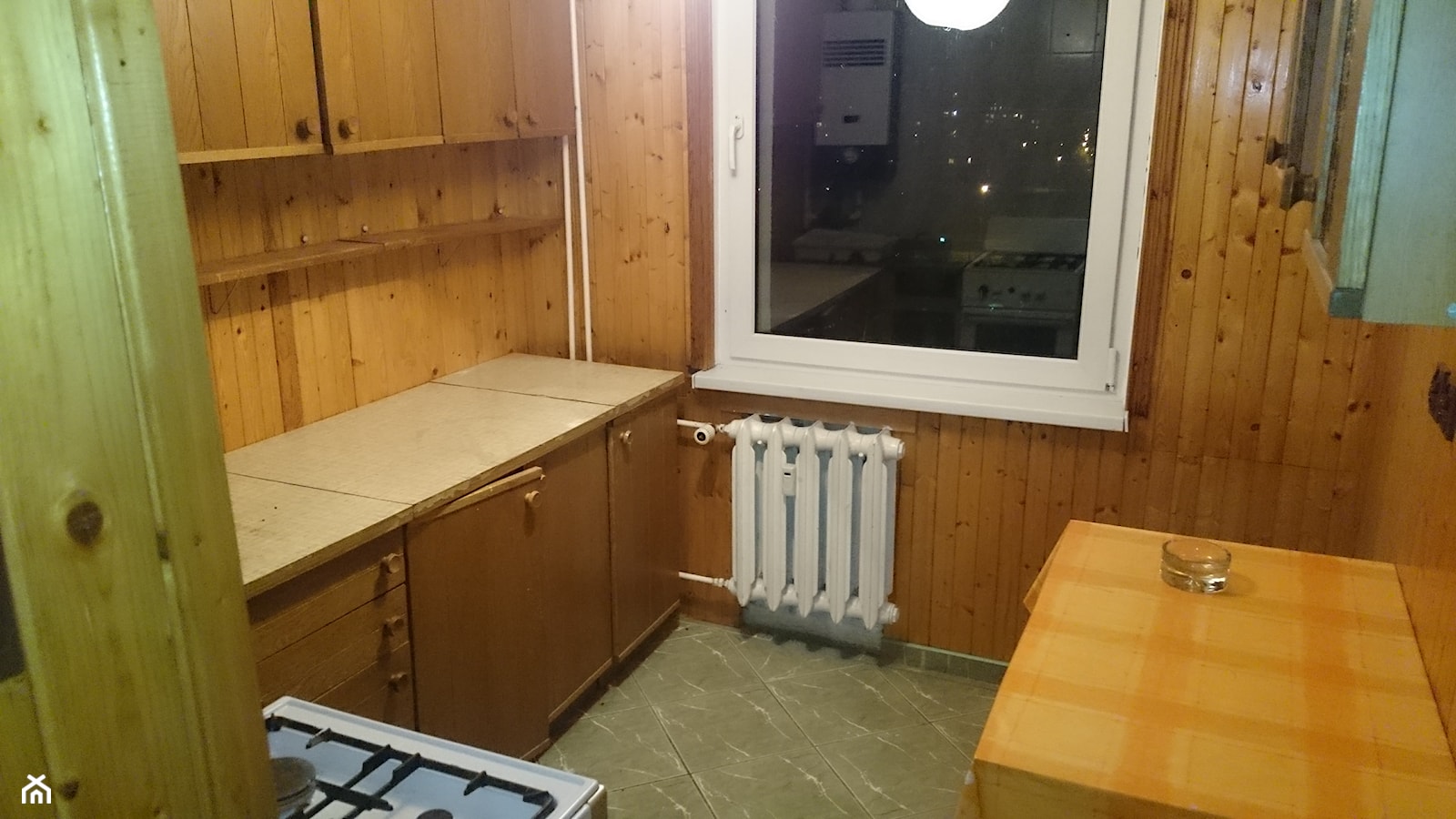 Mieszkanie w bloku z wielkiej płyty - Kuchnia - zdjęcie od Marta Poniewierska - Homebook