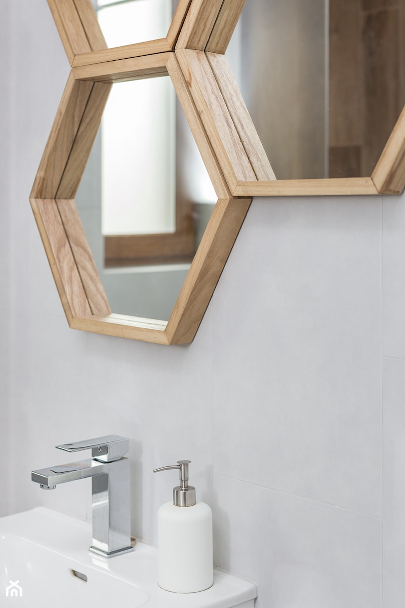 Projekt nowoczesnej łazienki w klimacie skandynawskim - zdjęcie od Och-Ach_Concept