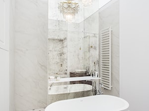 Łazienka w nowojorskim ,klasycznym stylu, z elementami retro. - zdjęcie od Och-Ach_Concept