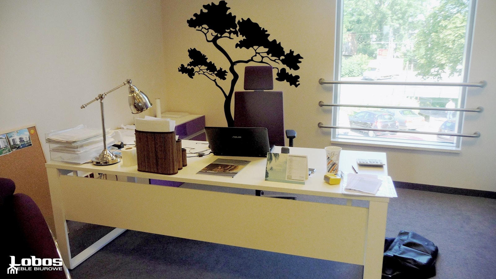 Realizacja wnętrz biurowych jednej z firm - Lobos Meble Biurowe - zdjęcie od Lobos Meble Biurowe - Homebook