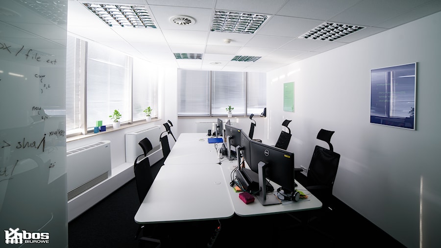 Realizacja biura dla firmy z Krakowa - Lobos Meble Biurowe - zdjęcie od Lobos Meble Biurowe