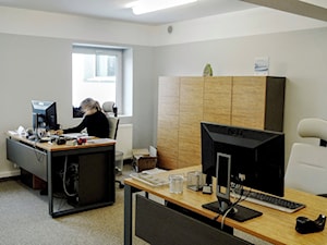 Realizacja wnętrz biurowych jednego z naszych klientów - Lobos Meble Biurowe - zdjęcie od Lobos Meble Biurowe