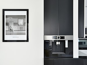 Orlove - Średnia otwarta szara z zabudowaną lodówką kuchnia w kształcie litery l, styl nowoczesny - zdjęcie od Ministerstwo Spraw We Wnętrzach
