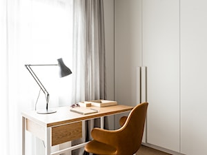 Apartament w Gdańsku - Małe białe biuro, styl nowoczesny - zdjęcie od ManaDesign