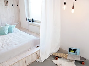 Studio 1 konkurs - Średnia biała sypialnia, styl industrialny - zdjęcie od ManaDesign