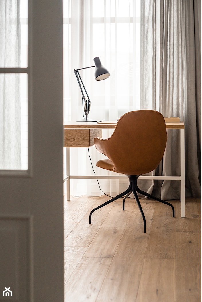 Apartament w Gdańsku - Małe w osobnym pomieszczeniu biuro, styl nowoczesny - zdjęcie od ManaDesign - Homebook
