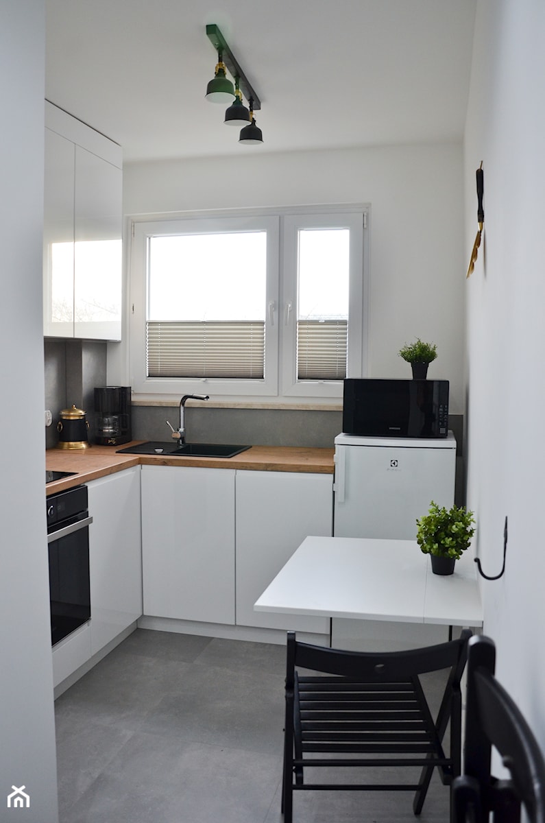 Apartament - Malbork Stare Miasto - 43m2 - 2020 - Kuchnia, styl skandynawski - zdjęcie od Studio86