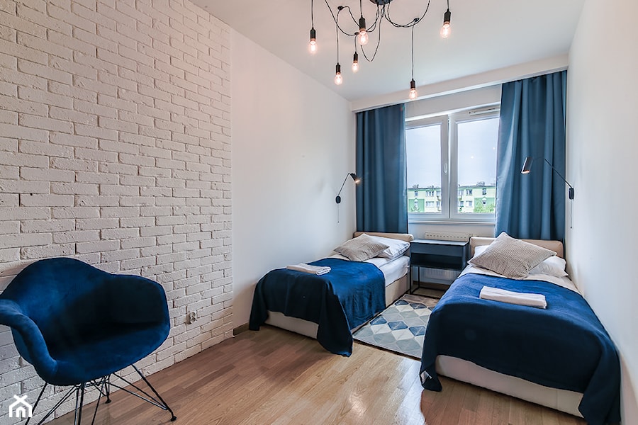 Home Staging - Marina Primore Gdańsk - 70m2 - 2019 - Średnia biała sypialnia, styl nowoczesny - zdjęcie od Studio86