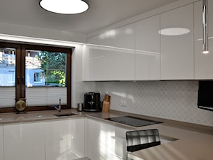Home Staging - Gdańsk - parter domu - 50m2 - 2020 - Kuchnia, styl glamour - zdjęcie od Studio86