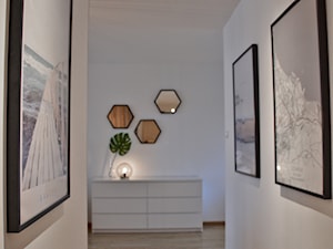 Home Staging - Marina Primore Gdańsk - 70m2 - 2019 - Hol / przedpokój, styl nowoczesny - zdjęcie od Studio86