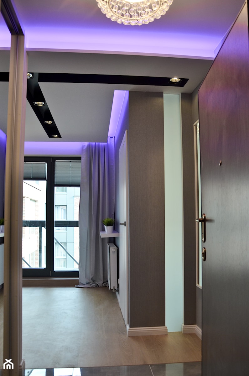 Mieszkanie - Browar Gdański - 50m2 - 2015 - Średni brązowy hol / przedpokój, styl nowoczesny - zdjęcie od Studio86