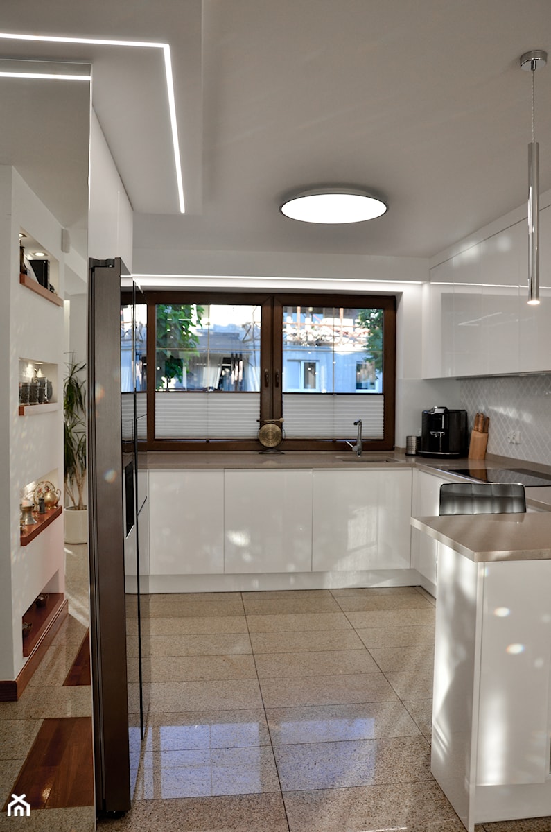 Home Staging - Gdańsk - parter domu - 50m2 - 2020 - Kuchnia, styl nowoczesny - zdjęcie od Studio86