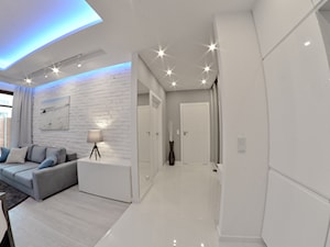 Apartament wakacyjny - Neptun Park Gdańsk - 42m2 - 2017 - Średni biały salon, styl skandynawski - zdjęcie od Studio86