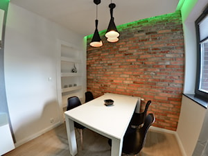 Mieszkanie - Browar Gdański - 50m2 - 2015 - Mała biała jadalnia jako osobne pomieszczenie, styl nowoczesny - zdjęcie od Studio86