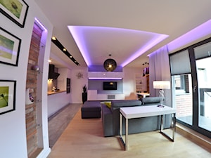 Mieszkanie - Browar Gdański - 50m2 - 2015 - Średni biały salon z kuchnią z jadalnią z tarasem / balkonem, styl nowoczesny - zdjęcie od Studio86