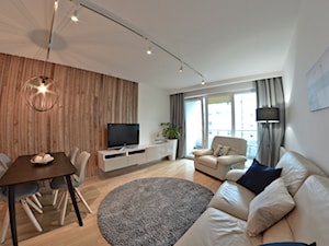 Home Staging - Marina Primore Gdańsk - 70m2 - 2019 - Salon, styl nowoczesny - zdjęcie od Studio86