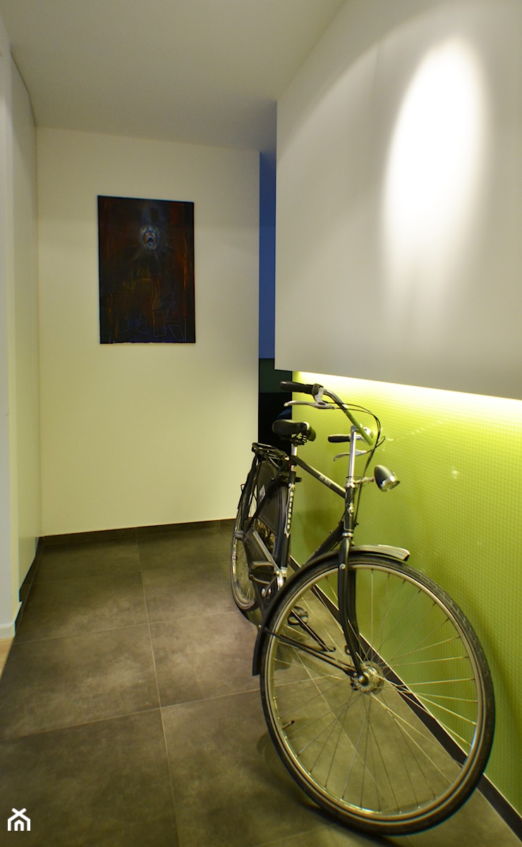 rower na "zielonym" - zdjęcie od Parco-architekci