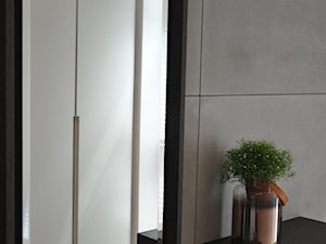 dom prywatny w Gdańsku Oliwie - Z marmurem na podłodze hol / przedpokój, styl nowoczesny - zdjęcie od K&L wnętrza Marzena Krychowska