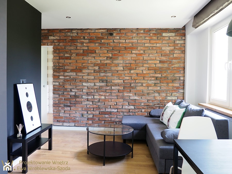 Mieszkanie 33m2 - Mały biały czarny salon, styl skandynawski - zdjęcie od Projektowanie Wnętrz Ewa Wróblewska-Szoda