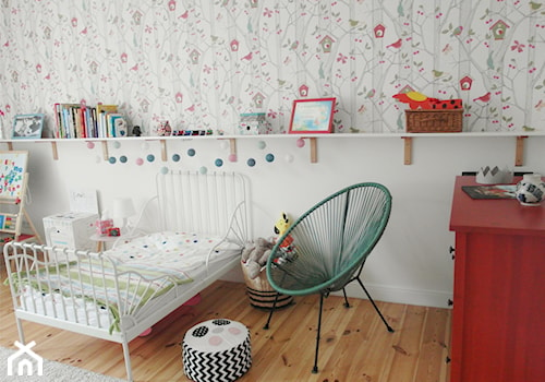 astrów - Średni biały szary pokój dziecka dla dziecka dla nastolatka dla chłopca dla dziewczynki, styl skandynawski - zdjęcie od NaNovo