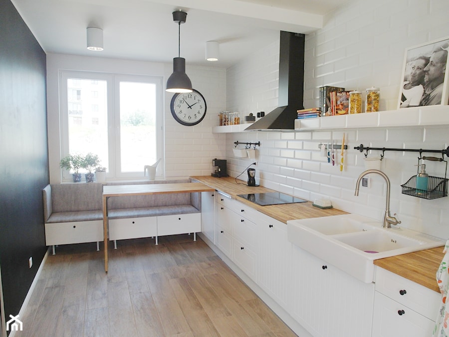 pastelove - Mała otwarta biała czarna z podblatowym zlewozmywakiem kuchnia jednorzędowa, styl skandynawski - zdjęcie od NaNovo