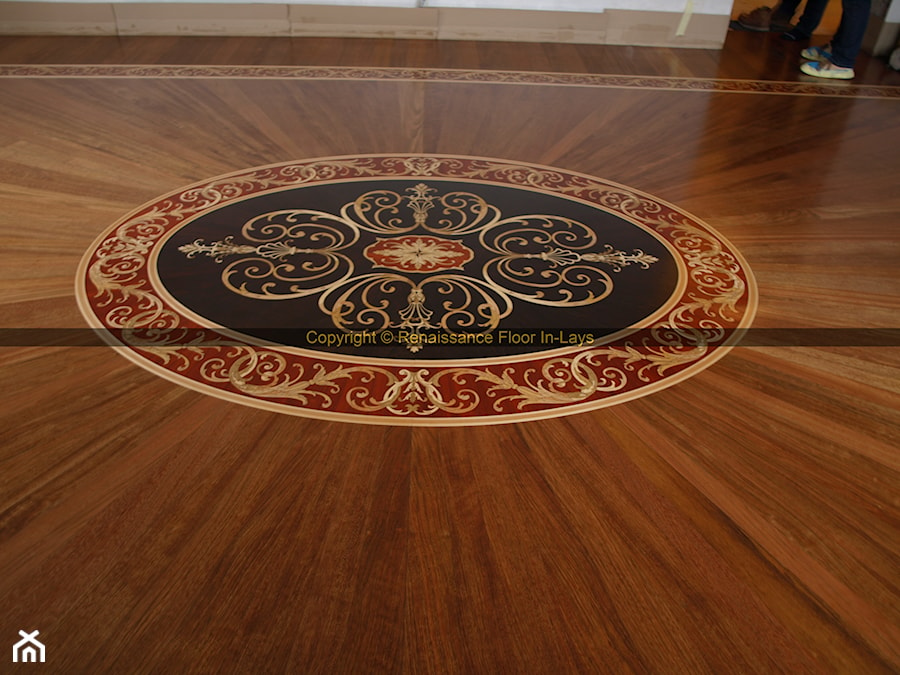 Rozeta podłogowa z bordiura dekoracyjną - zdjęcie od Renesans Floor In-Lays